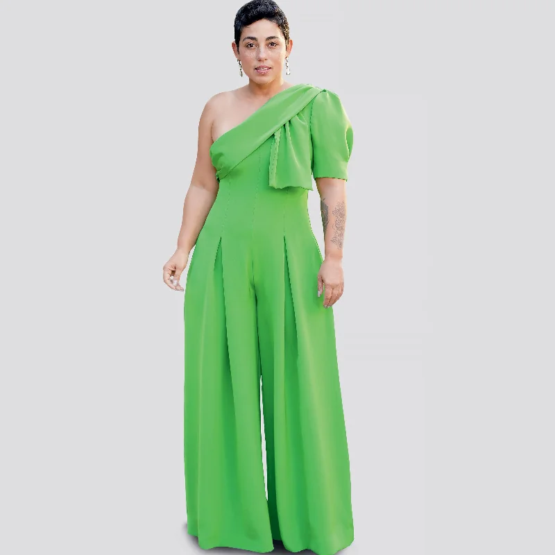 women's jumpsuits for apple-shaped bodiesSimplicity Jumpsuit S9142