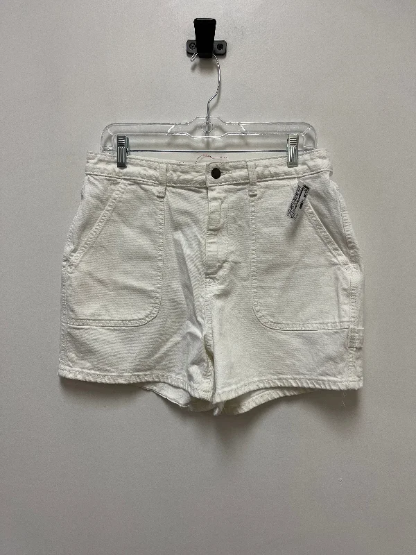 women's buttoned shortsWhite Shorts Universal Thread, Size 10