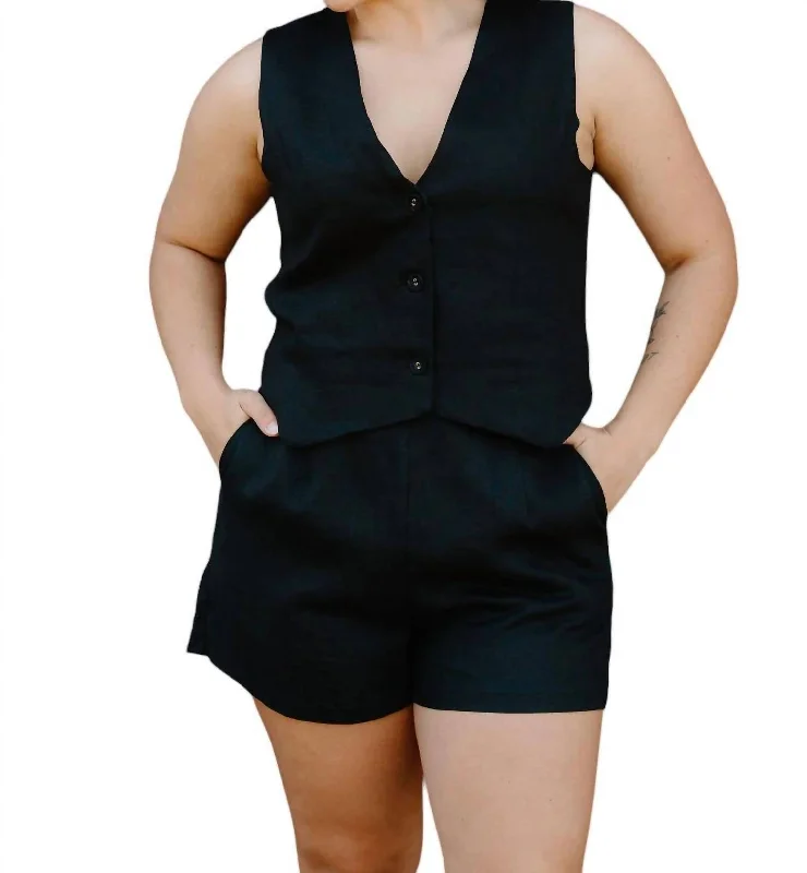 women's classic shortsLinen Shorts In Black