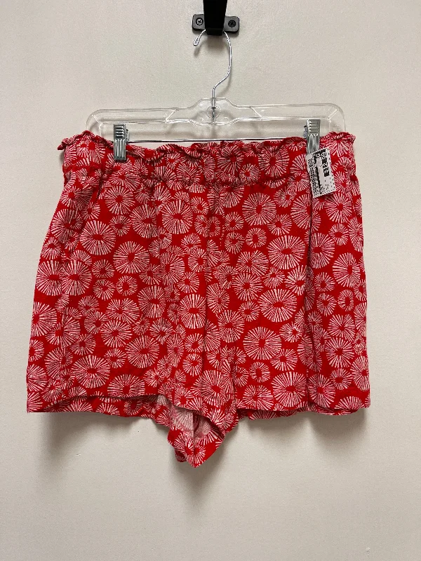 women's workout shortsRed Shorts Loft, Size M