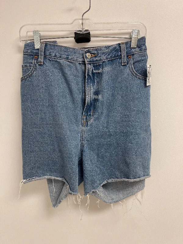 women's short shortsBlue Denim Shorts Old Navy, Size 18